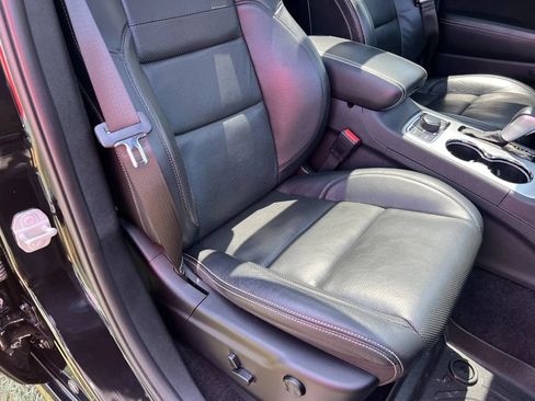 Used 2016 Jeep Grand Cherokee SRT AWD/4WD image 19