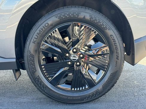 Used 2025 Nissan Murano SV image 6