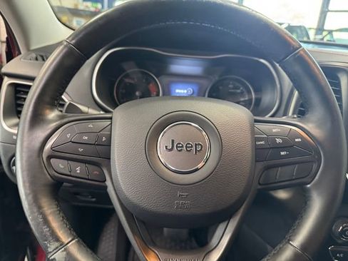 Used 2020 Jeep Cherokee Trailhawk w/ Cold Weather Group AWD/4WD image 21