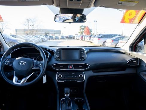 Used 2019 Hyundai Santa Fe SE image 16