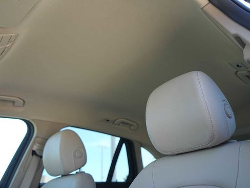 Used 2022 Mercedes-Benz GLC 300 image 25