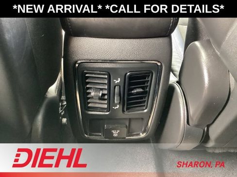 Used 2020 Jeep Grand Cherokee Altitude AWD/4WD image 19