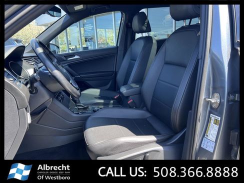 Used 2020 Volkswagen Tiguan SE R-Line AWD/4WD image 11