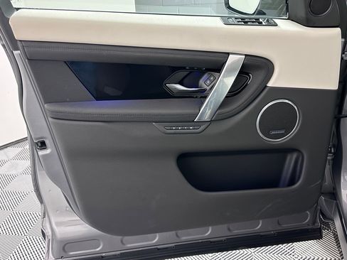 Certified 2025 Land Rover Discovery Sport S AWD/4WD image 21
