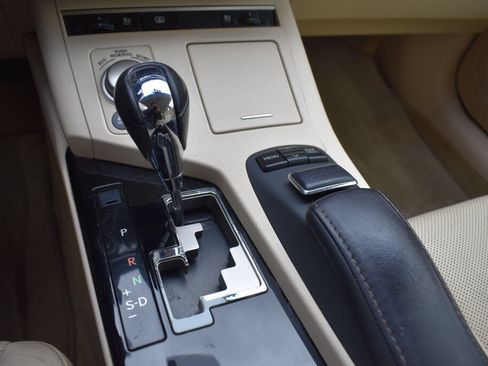 Used 2014 Lexus ES 300h w/ Luxury Package w/Bamboo Trim FWD image 13