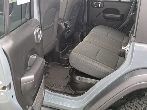 Used 2024 Jeep Wrangler Unlimited AWD/4WD image 21
