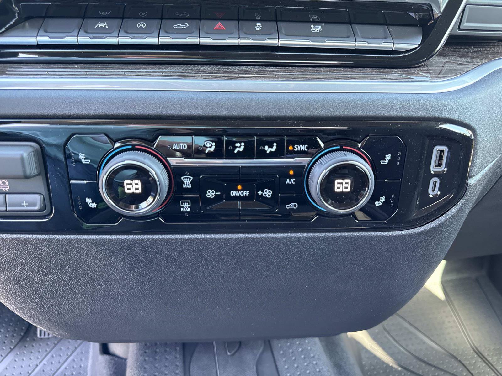 New 2026 Chevrolet Silverado 1500 RST AWD/4WD image 28