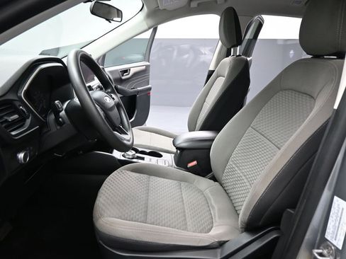 Used 2022 Ford Escape SE image 10