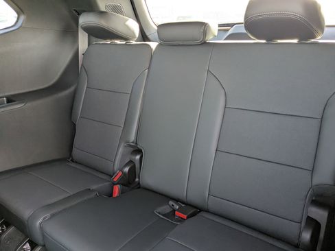 New 2026 Buick Enclave Preferred w/ Power Package image 25