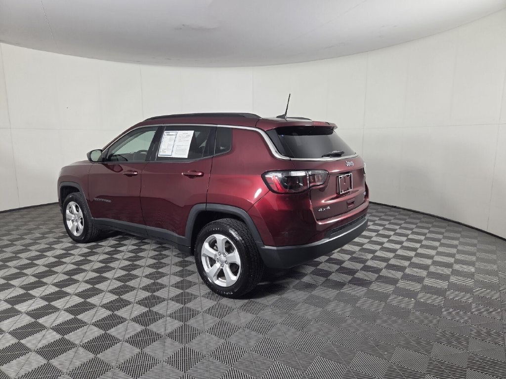 Used 2022 Jeep Compass Latitude AWD/4WD image 6