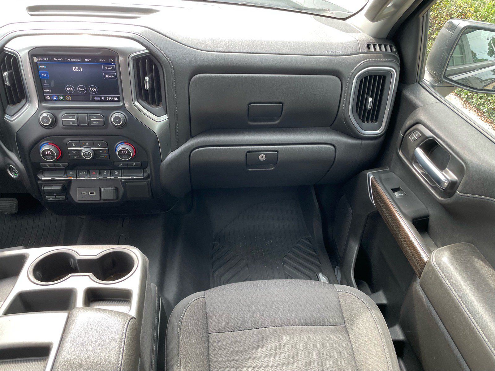 Used 2021 Chevrolet Silverado 1500 RST AWD/4WD image 9