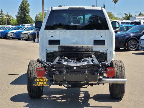 New 2025 Ford F350 XL w/ XL Chrome Package image 5
