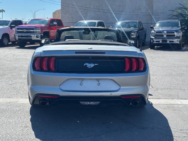 Used 2021 Ford Mustang Premium RWD image 4