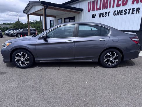 Used 2017 Honda Accord LX image 9