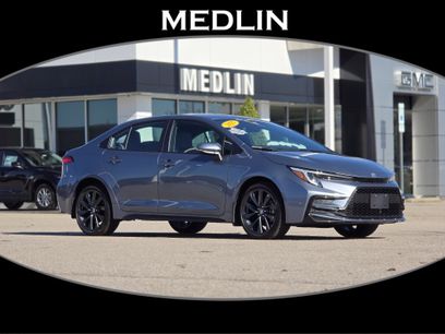 Used 2025 Toyota Corolla SE