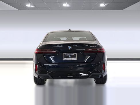New 2026 BMW 530i w/ M Sport Package image 9