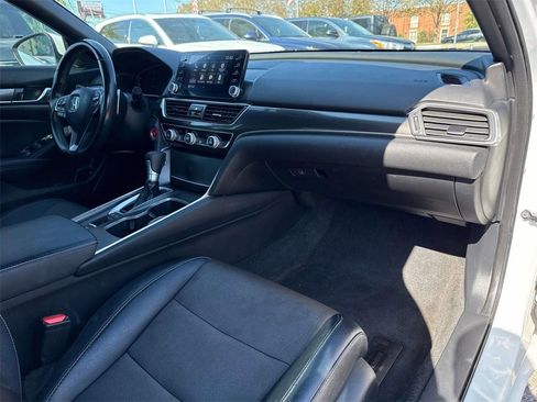 Used 2020 Honda Accord Sport image 15