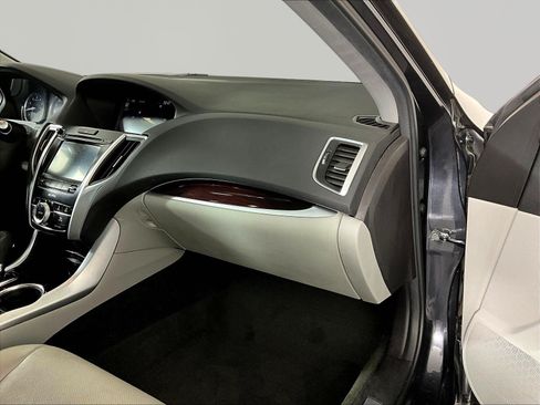 Used 2015 Acura TLX w/ Technology Package FWD image 26