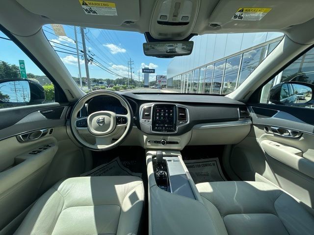 Certified 2025 Volvo XC90 B5 Core w/ Climate Package AWD/4WD image 15