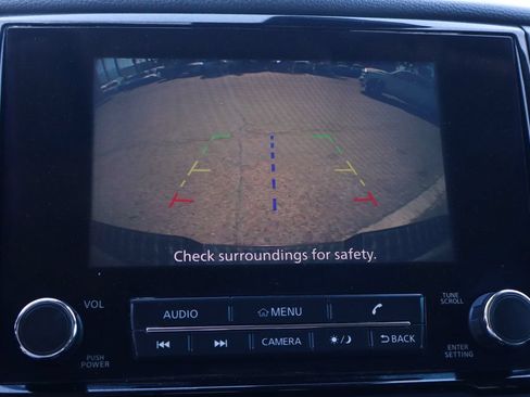 Used 2021 Nissan Titan S w/ HD Front GAWR Package AWD/4WD image 29