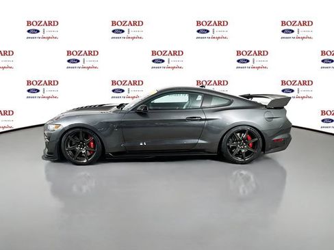 Used 2020 Ford Mustang Shelby GT500 w/ Carbon Fiber Track Pack RWD image 5