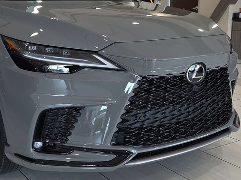 Used 2026 Lexus RX 500h F Sport w/ Convenience Package AWD/4WD image 7