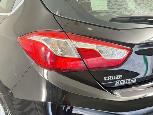 Used 2017 Chevrolet Cruze LT w/ Convenience Package FWD image 36