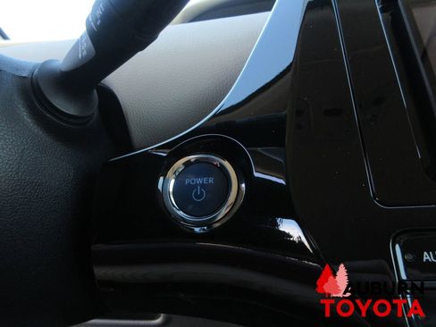 Used 2016 Toyota Prius Two image 34