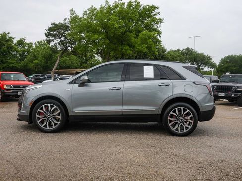 Certified 2023 Cadillac XT5 Sportv w/ Technology Package image 2