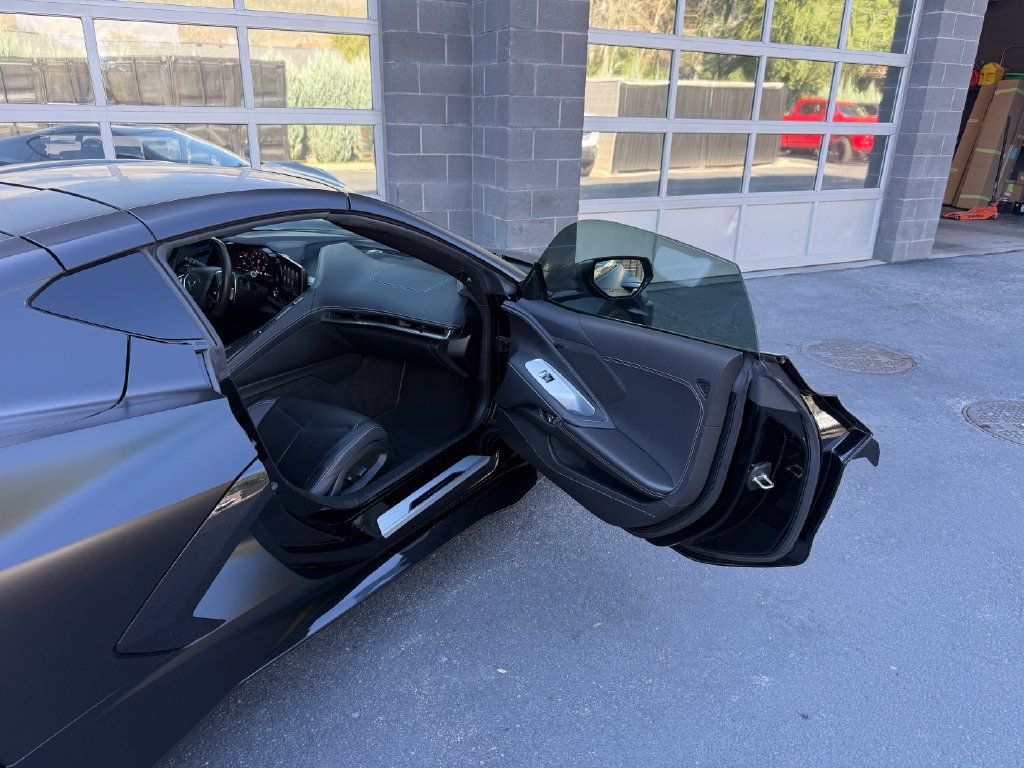 Used 2022 Chevrolet Corvette Stingray Coupe w/ Battery Protection Package RWD image 32