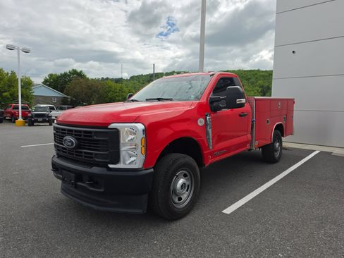 Used 2024 Ford F350 XL AWD/4WD image 8