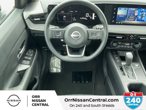 New 2026 Nissan Kicks SV w/ Charging Package FWD image 14