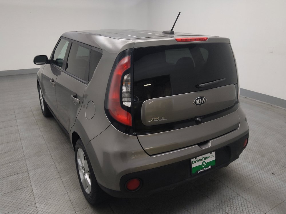 Used 2019 Kia Soul FWD image 5