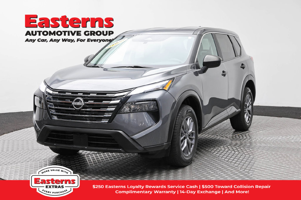 Used 2024 Nissan Rogue S AWD/4WD image 1