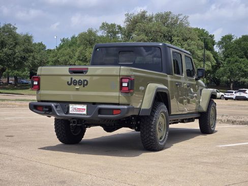New 2026 Jeep Gladiator Willys AWD/4WD image 6