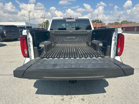 Used 2019 GMC Sierra 1500 SLT w/ SLT Premium Package image 5