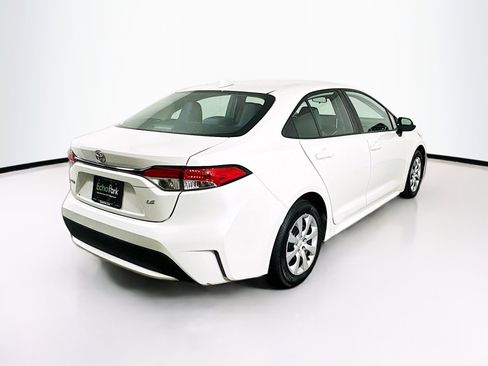 Used 2021 Toyota Corolla LE w/ Carpet Mat Package (TMS) FWD image 9