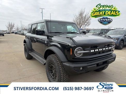 New 2026 Ford Bronco Outer Banks image 1