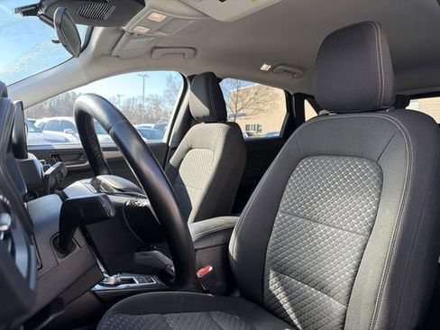 Used 2023 Ford Escape Active w/ Cold Weather Package image 17