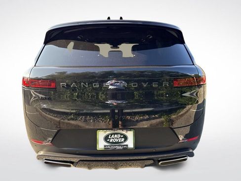 Used 2026 Land Rover Range Rover Sport SE AWD/4WD image 6