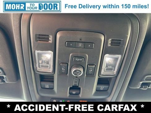 Used 2024 Chevrolet Tahoe Premier w/ Advanced Technology Package image 19