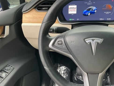 Used 2018 Tesla Model X 100D image 43