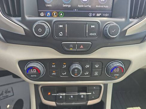 Used 2023 GMC Terrain Denali AWD/4WD image 36