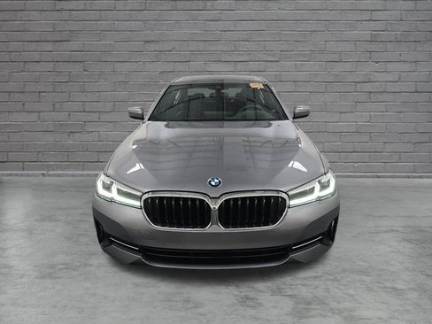 Used 2023 BMW 530i xDrive w/ Premium Package AWD/4WD image 2