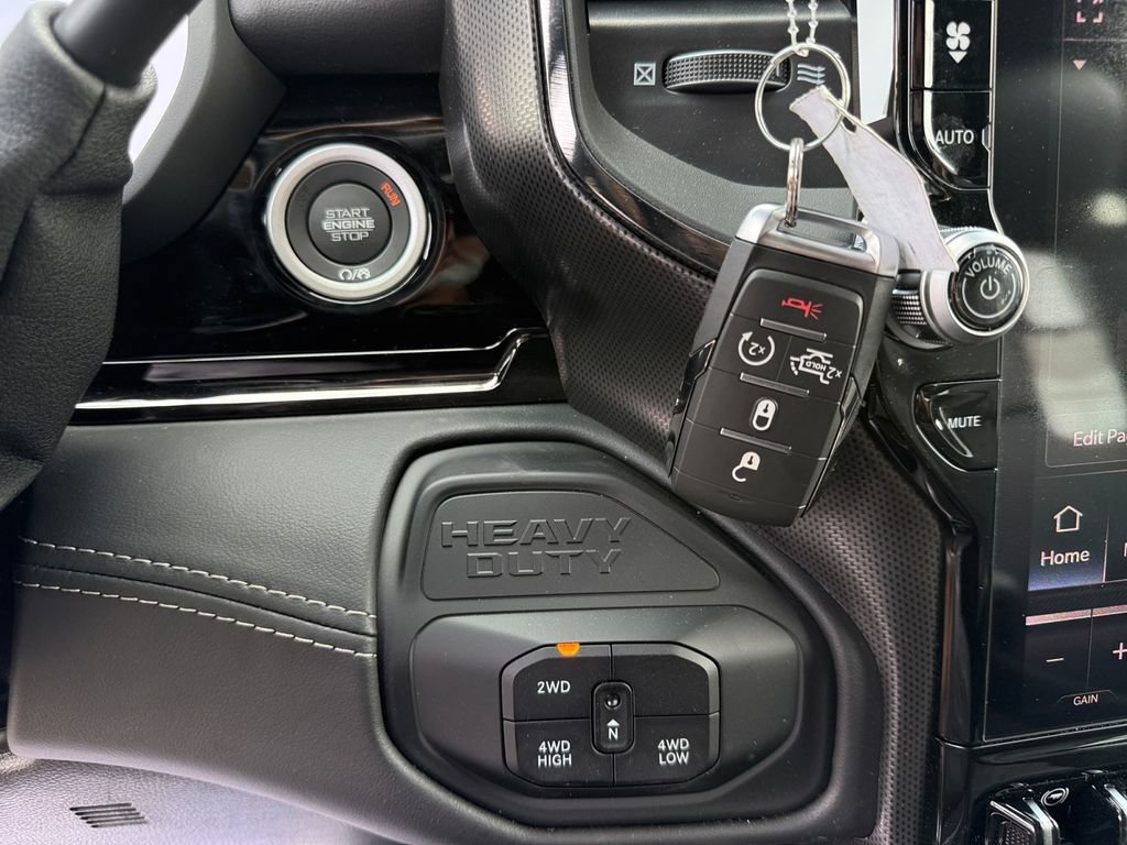 New 2026 RAM 3500 Limited AWD/4WD image 28