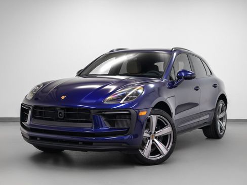Certified 2026 Porsche Macan S AWD/4WD image 6