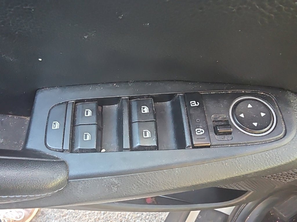 Used 2021 Kia Seltos S AWD/4WD image 11