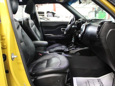 Used 2014 Kia Soul ! w/ Sun & Sound Package FWD image 48