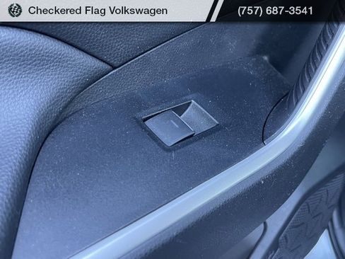 Used 2023 Toyota RAV4 XLE Premium image 26