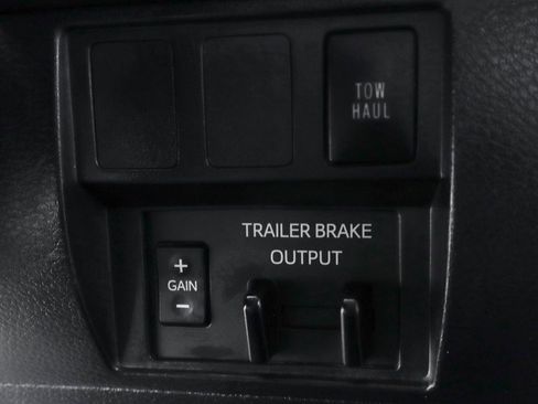 Used 2021 Toyota Tundra SR5 image 32